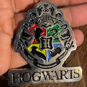 Harry Potter Hogwarts Keychain